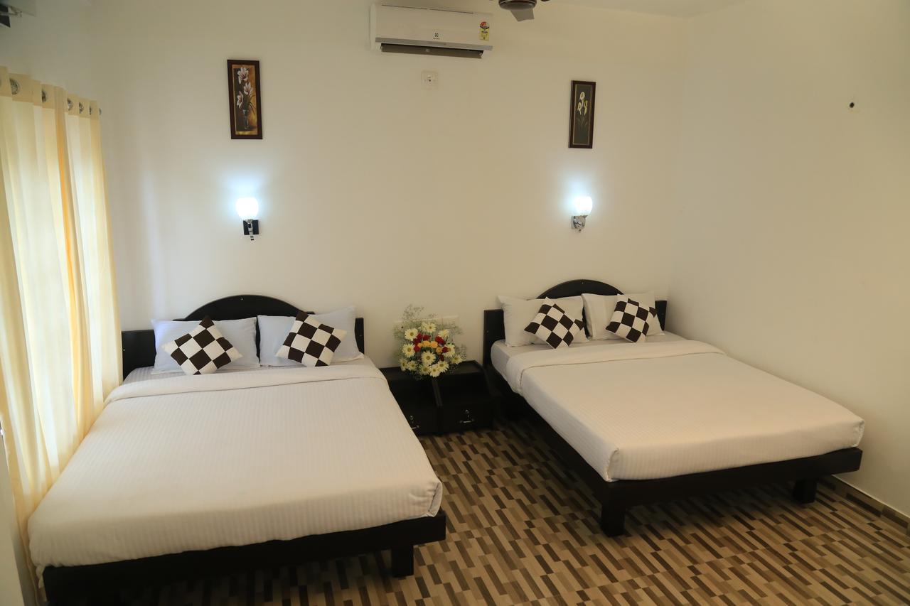 Paithal Resort Kannur Habitación foto